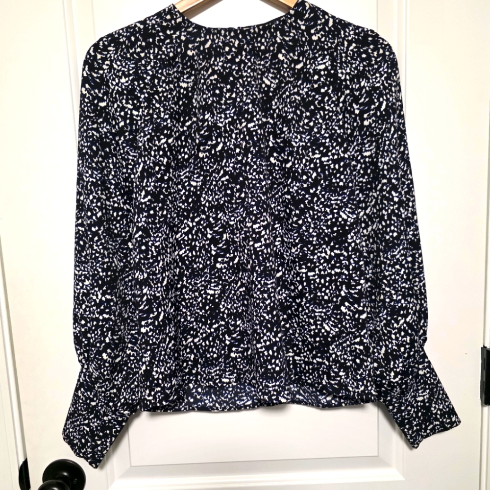 Express Printed Blouse Black White And Blue XS